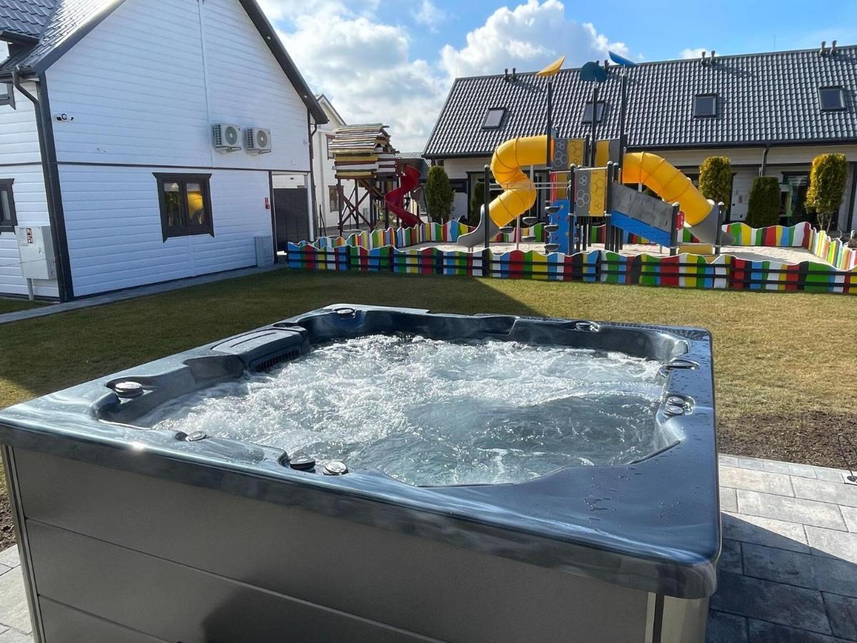 Holiday Houses Close To The Sea, シャノジェンティ エクステリア 写真